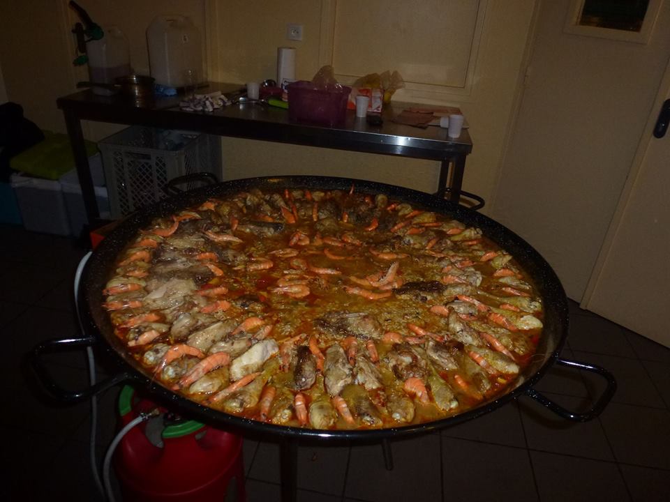 paella maison cuisinée chez vous